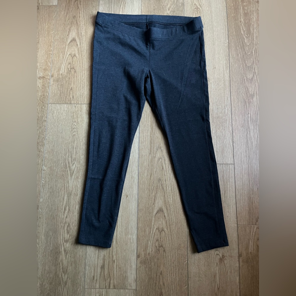 Old Navy Maternity Crop Leggings Size Large